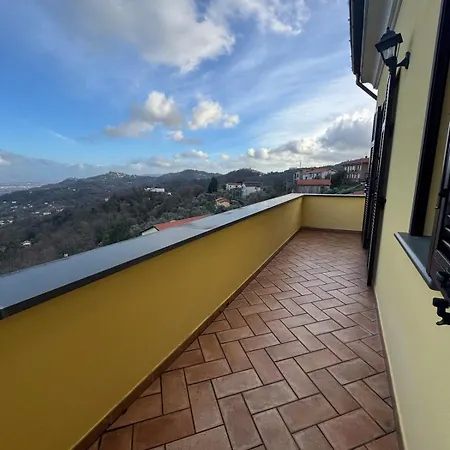 Ca Belvedere Follo Alto