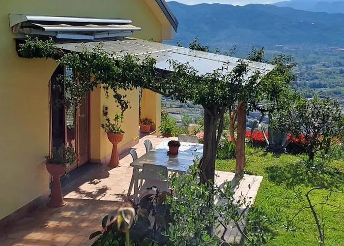 Ca Belvedere Villa Follo Alto